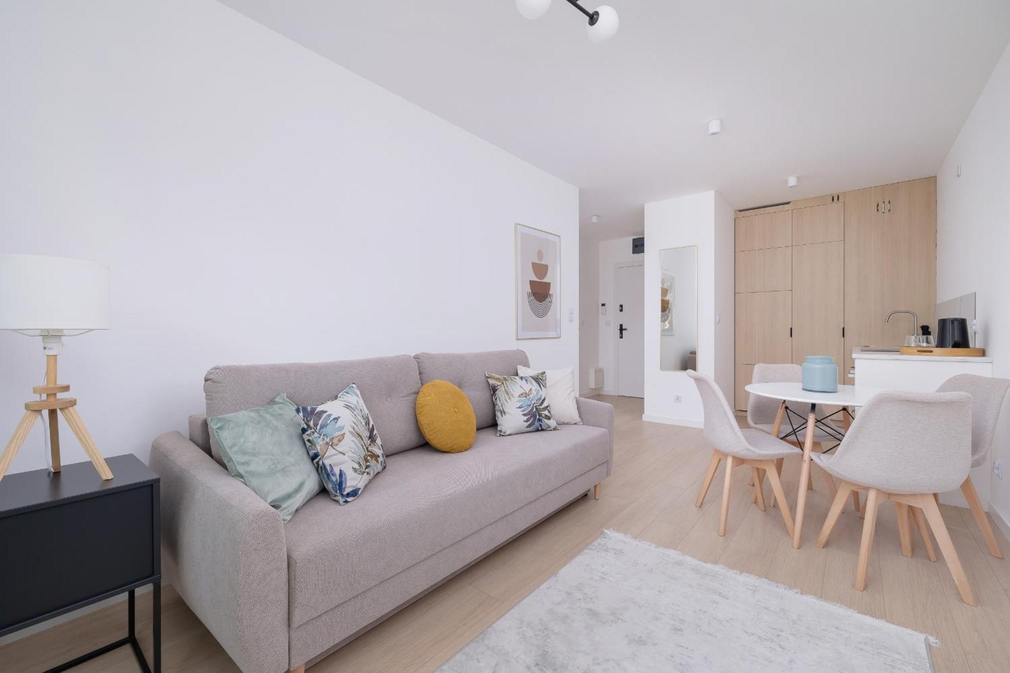 Krowoderska Apartment With Balcony Near City Center By Rent Like Home Krakov Exteriér fotografie